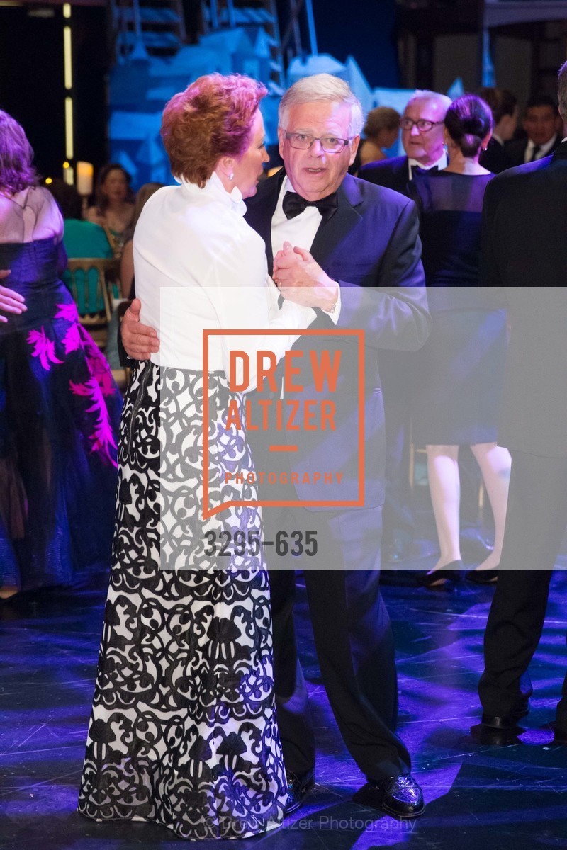 Dance Floor, An Evening on the Stage Honoring Renaissance Man Gordon Getty, War Memorial Opera House. 301 Van Ness Ave, December 7th, 2015,Drew Altizer, Drew Altizer Photography, full-service agency, private events, San Francisco photographer, photographer california