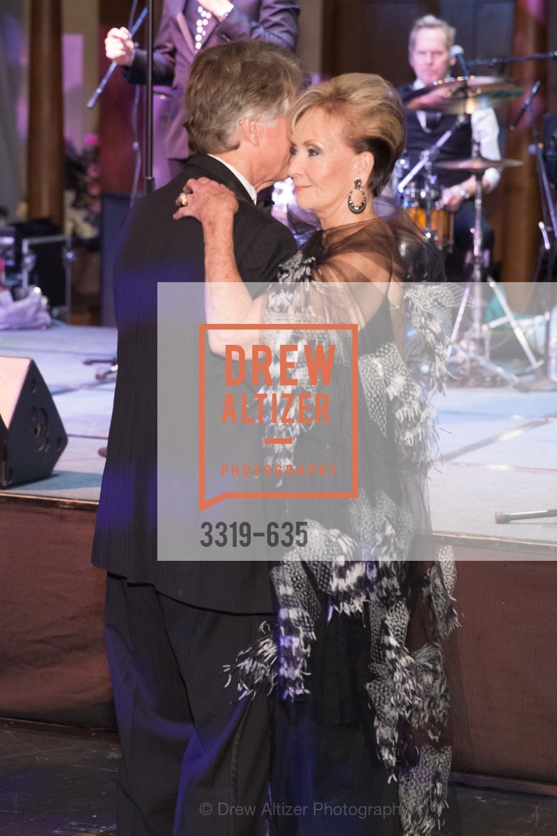 Dance Floor, An Evening on the Stage Honoring Renaissance Man Gordon Getty, War Memorial Opera House. 301 Van Ness Ave, December 7th, 2015,Drew Altizer, Drew Altizer Photography, full-service event agency, private events, San Francisco photographer, photographer California