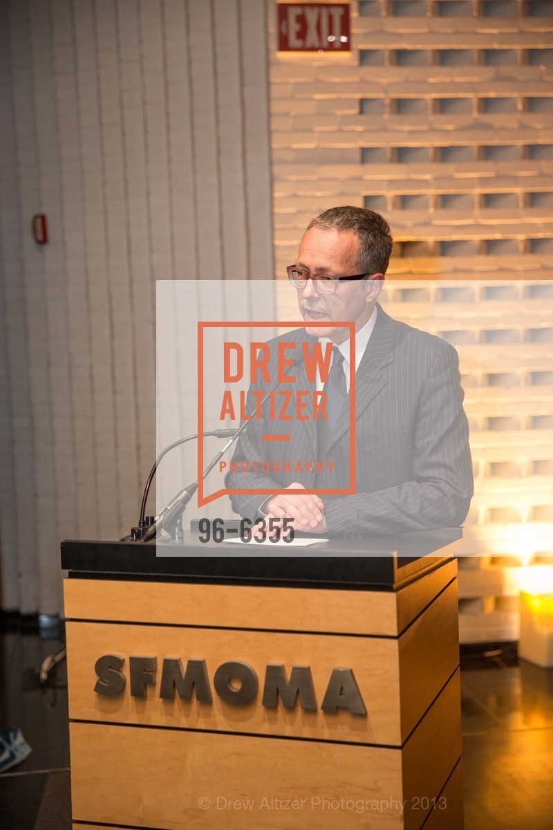 Rudolf Frieling, Christian Marclay: The Clock Opening Reception at SFMOMA, US, April 2nd, 2013, Photo #96-6355 Rudolf Frieling, Photo #96-6355
