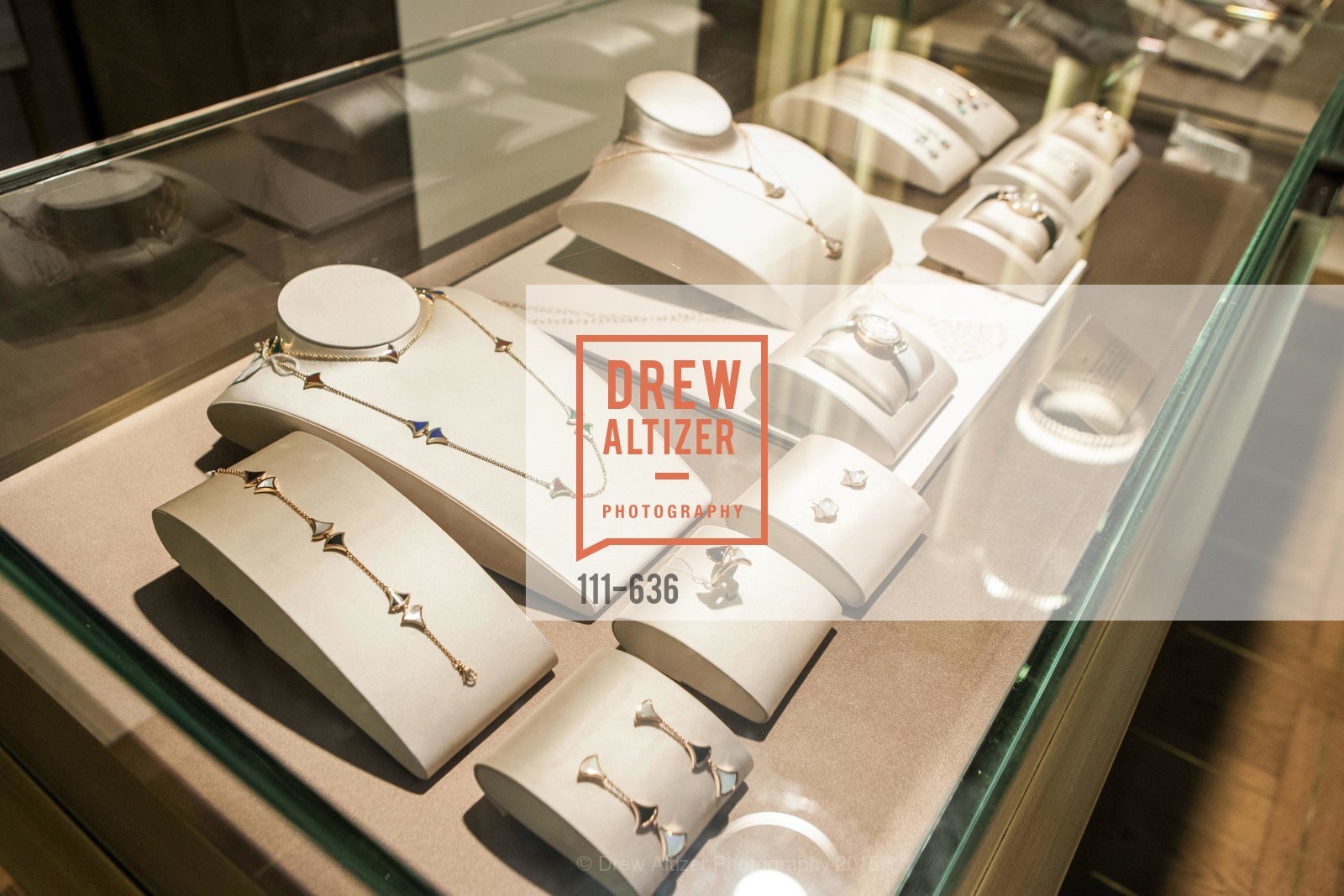 Atmosphere, Bulgari San Francisco Presents WINE, WHISKEY & WATCHES, Bulgari San Francisco. 200 Stockton Street, December 8th, 2015,Drew Altizer, Drew Altizer Photography, full-service agency, private events, San Francisco photographer, photographer california