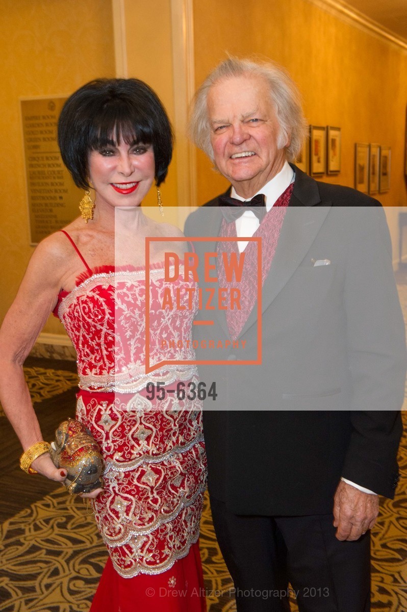 Marilyn Cabak, Michael Cabak, 25th Anniversary Holiday HOB NOB ON THE HILL, US, December 6th, 2013,Drew Altizer, Drew Altizer Photography, full-service agency, private events, San Francisco photographer, photographer california
