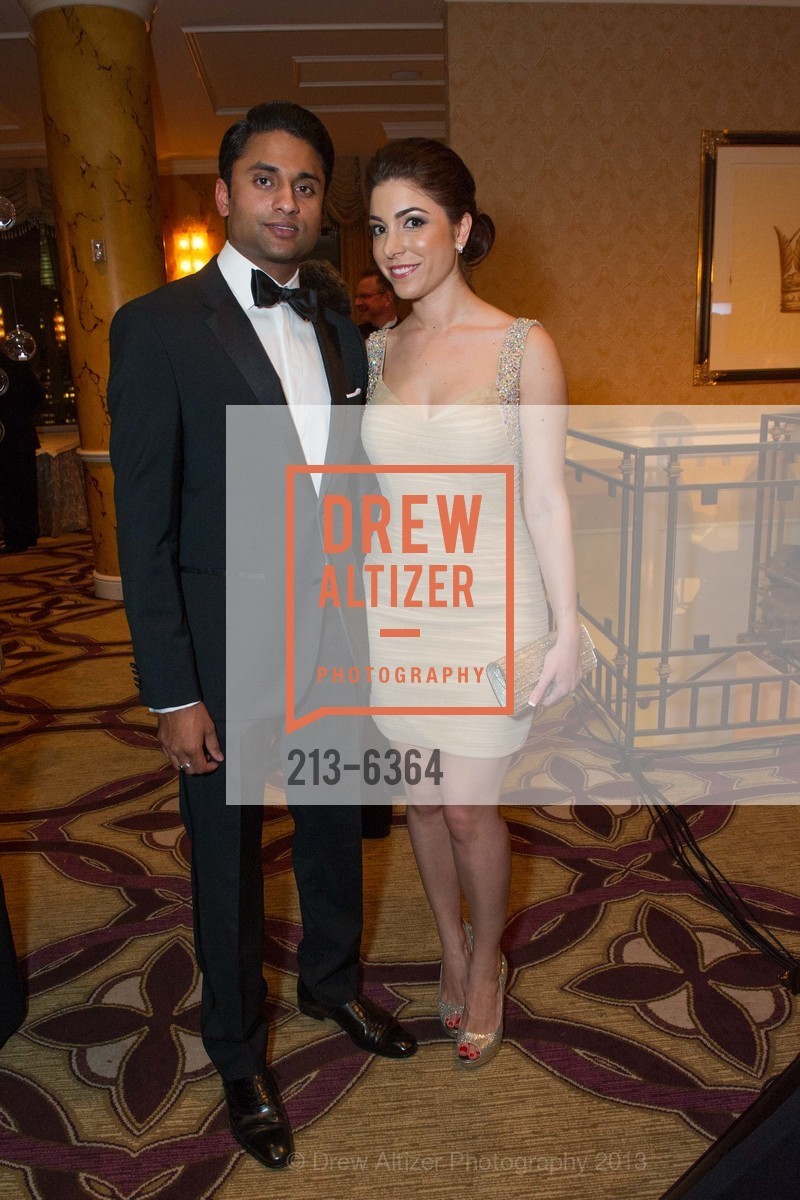 Aniel Vallurupalli, Daniella Vallurupalli, 25th Anniversary Holiday HOB NOB ON THE HILL, US, December 6th, 2013, Photo #213-6364 Aniel Vallurupalli, Daniella Vallurupalli, Photo #213-6364