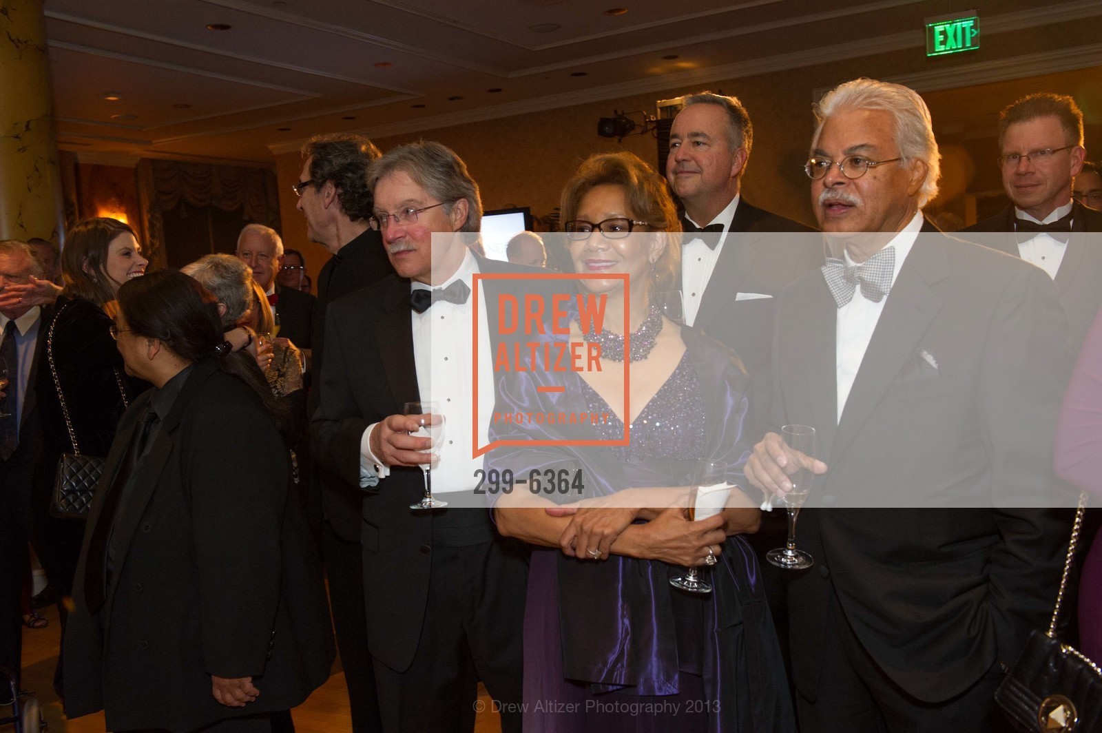 Extras, 25th Anniversary Holiday HOB NOB ON THE HILL, December 6th, 2013, Photo