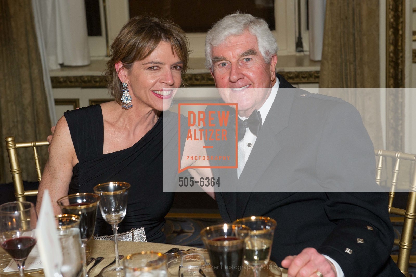 Beth Schnitzer, Robert MacIntosh, 25th Anniversary Holiday HOB NOB ON THE HILL, US, December 6th, 2013, Photo #505-6364 Beth Schnitzer, Robert MacIntosh, Photo #505-6364