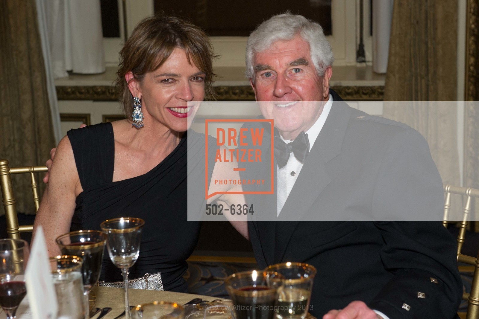 Beth Schnitzer, Robert MacIntosh, 25th Anniversary Holiday HOB NOB ON THE HILL, US, December 6th, 2013,Drew Altizer, Drew Altizer Photography, full-service agency, private events, San Francisco photographer, photographer california