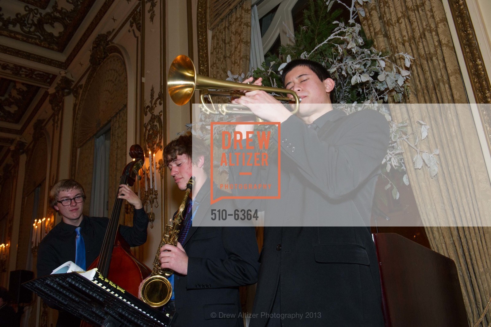 Performance, 25th Anniversary Holiday HOB NOB ON THE HILL, US, December 6th, 2013,Drew Altizer, Drew Altizer Photography, full-service agency, private events, San Francisco photographer, photographer california
