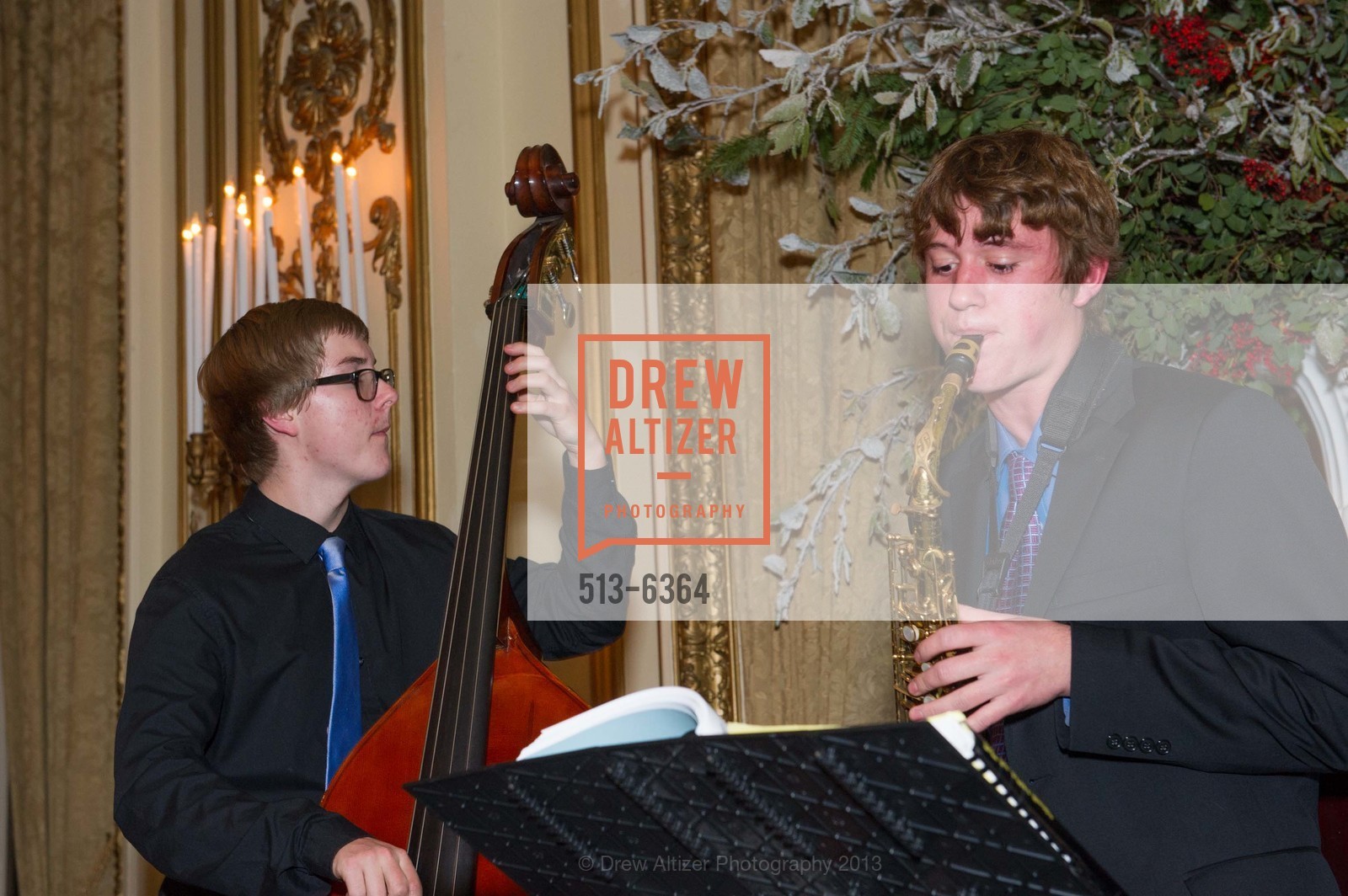 Performance, 25th Anniversary Holiday HOB NOB ON THE HILL, US, December 6th, 2013