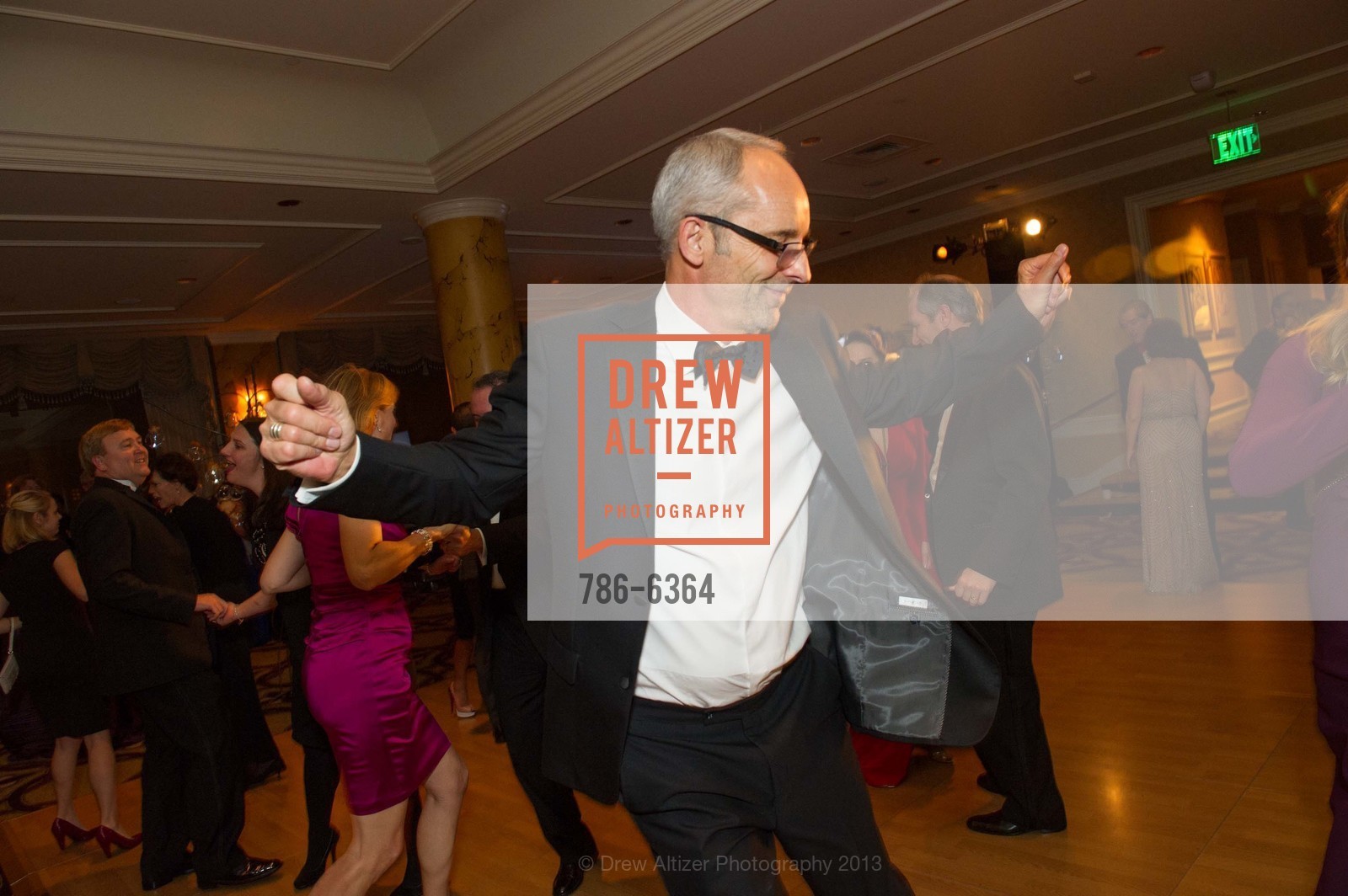 Extras, 25th Anniversary Holiday HOB NOB ON THE HILL, December 6th, 2013, Photo