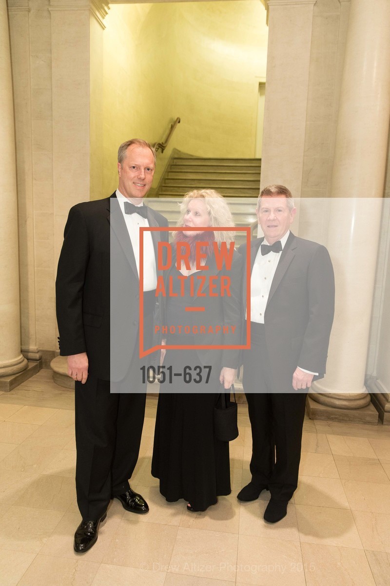 John Kunowski, Deborah Balken, Richard Benefield, AN ELEGANT EVENING Presented by the Fine Arts Museums of San Francisco, Legion of Honor, Court of Honor. 100 34th Ave, December 8th, 2015, Photo #1051-637 John Kunowski, Deborah Balken, Richard Benefield, Photo #1051-637