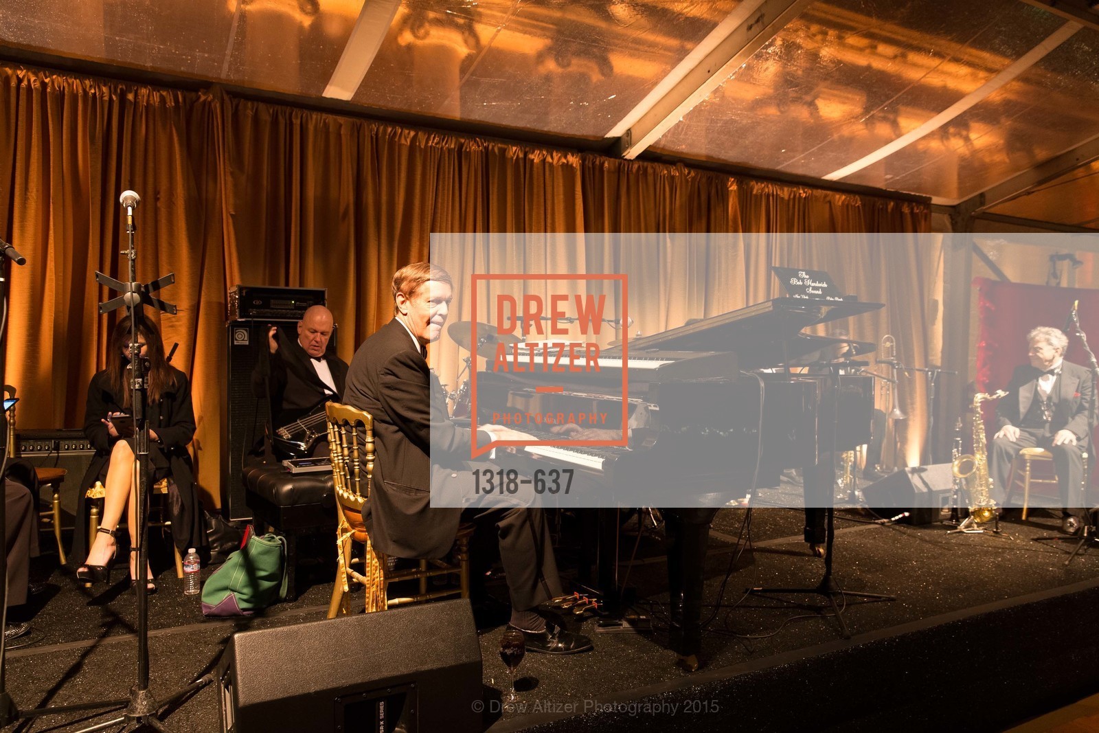 Performance, AN ELEGANT EVENING Presented by the Fine Arts Museums of San Francisco, Legion of Honor, Court of Honor. 100 34th Ave, December 8th, 2015