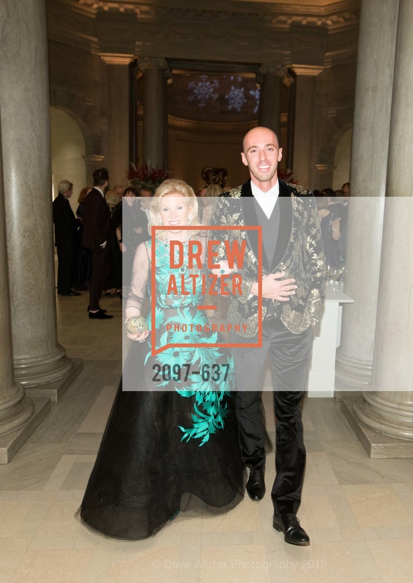 Dede Wilsey, Valerio D'Ambrosio, AN ELEGANT EVENING Presented by the Fine Arts Museums of San Francisco, Legion of Honor, Court of Honor. 100 34th Ave, December 8th, 2015, Photo #2097-637 Dede Wilsey, Valerio D'Ambrosio, Photo #2097-637