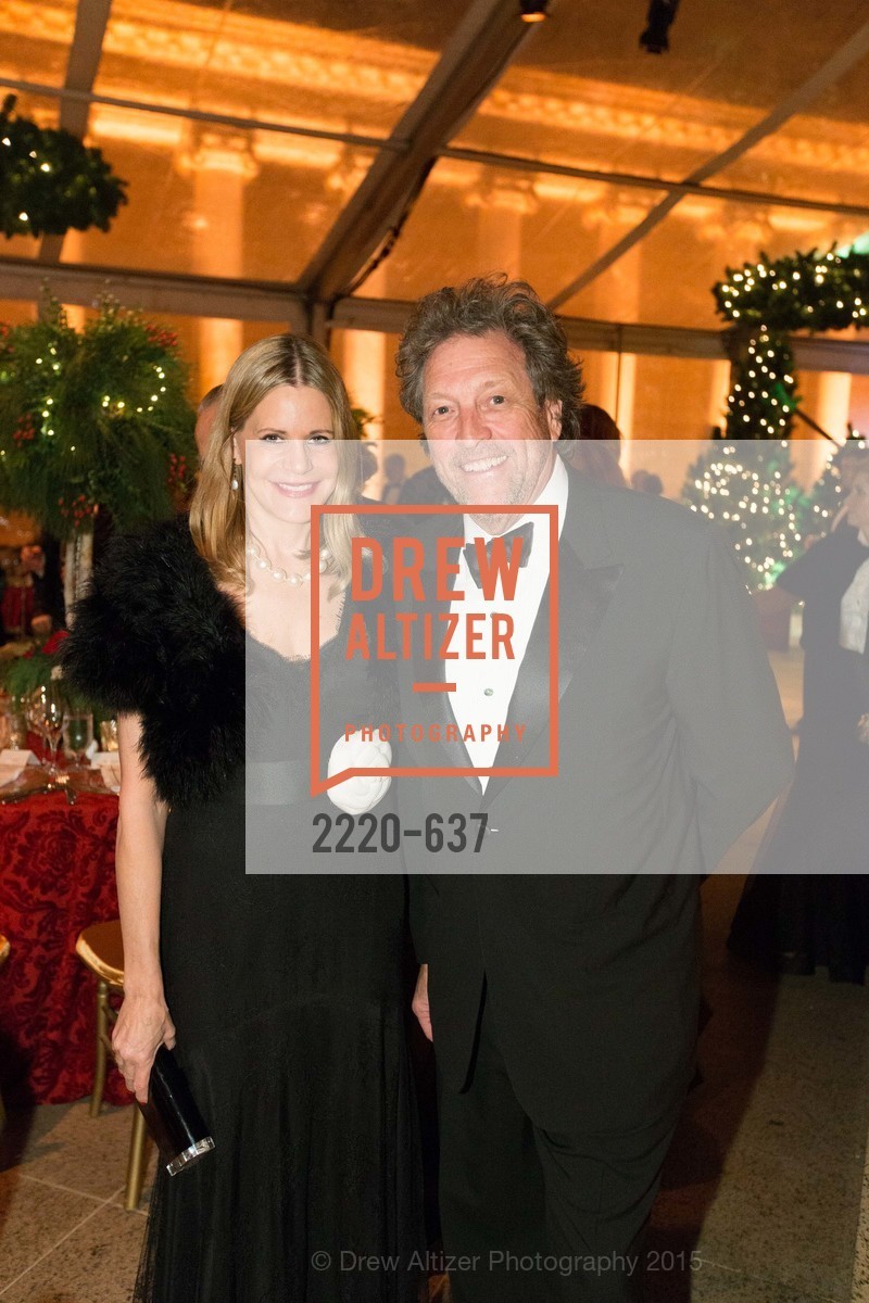 Mary Beth Shimmon, Doug Biederbeck, AN ELEGANT EVENING Presented by the Fine Arts Museums of San Francisco, Legion of Honor, Court of Honor. 100 34th Ave, December 8th, 2015,Drew Altizer, Drew Altizer Photography, full-service agency, private events, San Francisco photographer, photographer california