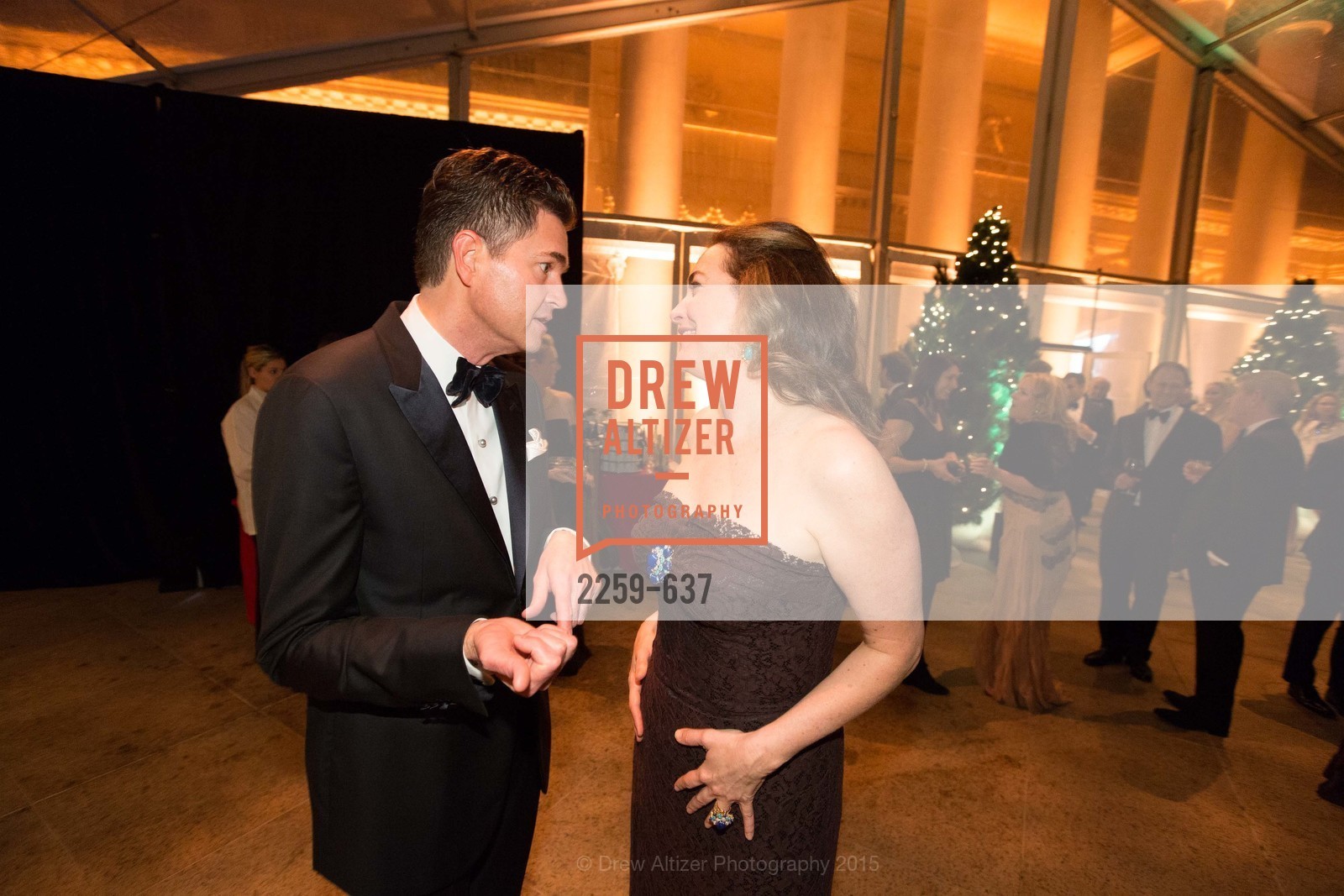 Alex Chases, Alexis Traina, AN ELEGANT EVENING Presented by the Fine Arts Museums of San Francisco, Legion of Honor, Court of Honor. 100 34th Ave, December 8th, 2015,Drew Altizer, Drew Altizer Photography, full-service agency, private events, San Francisco photographer, photographer california