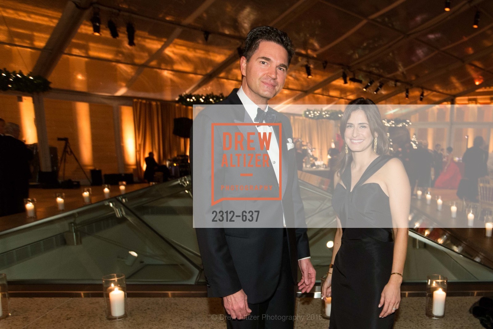 Alex Chases, Amy Mcknight, AN ELEGANT EVENING Presented by the Fine Arts Museums of San Francisco, Legion of Honor, Court of Honor. 100 34th Ave, December 8th, 2015,Drew Altizer, Drew Altizer Photography, full-service agency, private events, San Francisco photographer, photographer california