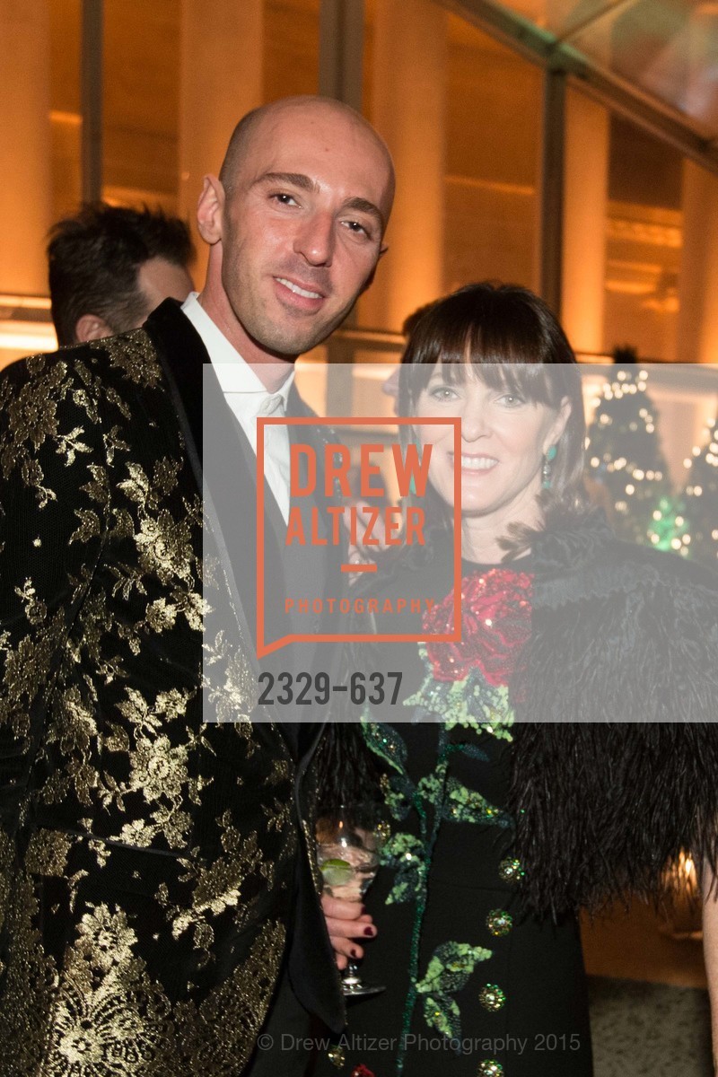 Valerio D'Ambrosio, Allison Speer, AN ELEGANT EVENING Presented by the Fine Arts Museums of San Francisco, Legion of Honor, Court of Honor. 100 34th Ave, December 8th, 2015, Photo #2329-637 Valerio D'Ambrosio, Allison Speer, Photo #2329-637