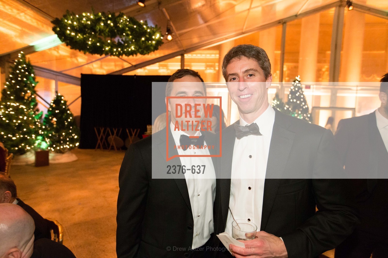 Drew Mcknight, Brian Grossman, AN ELEGANT EVENING Presented by the Fine Arts Museums of San Francisco, Legion of Honor, Court of Honor. 100 34th Ave, December 8th, 2015,Drew Altizer, Drew Altizer Photography, full-service agency, private events, San Francisco photographer, photographer california