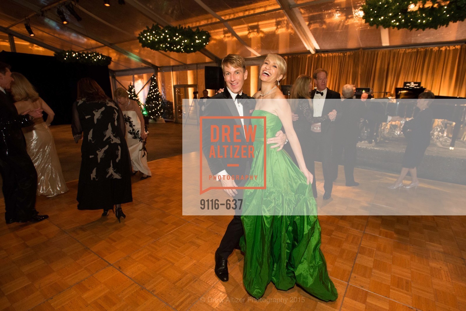 Jack Calhoun, Navid Armstrong, AN ELEGANT EVENING Presented by the Fine Arts Museums of San Francisco, Legion of Honor, Court of Honor. 100 34th Ave, December 8th, 2015,Drew Altizer, Drew Altizer Photography, full-service event agency, private events, San Francisco photographer, photographer California
