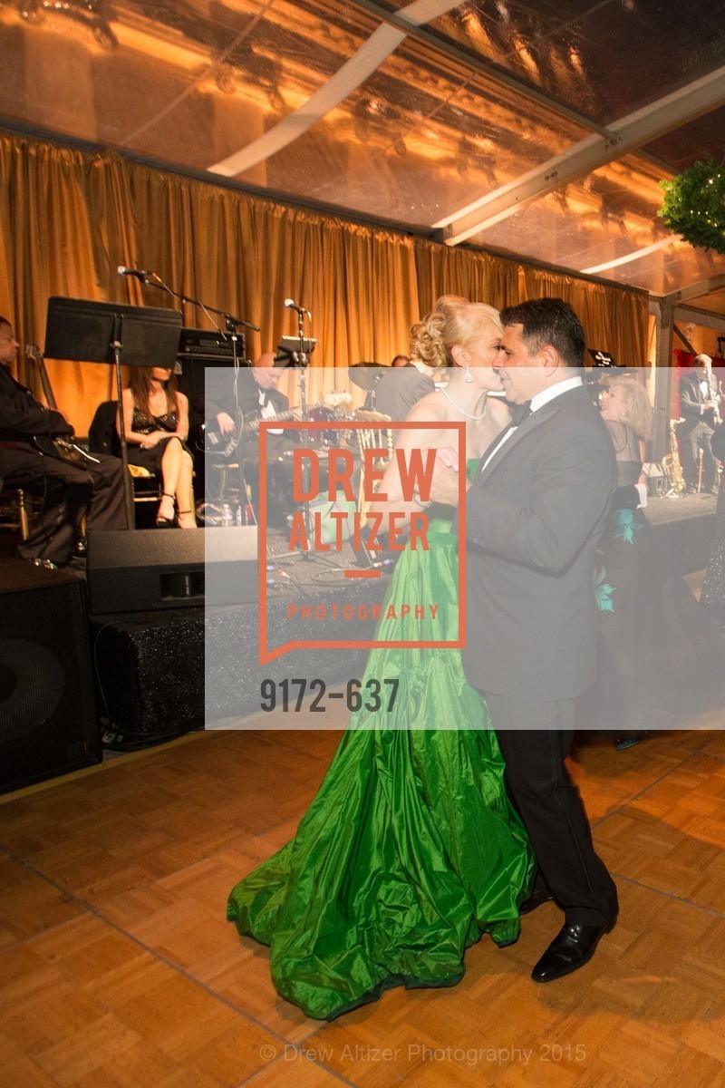 Navid Armstrong, Gary Garebedian, AN ELEGANT EVENING Presented by the Fine Arts Museums of San Francisco, Legion of Honor, Court of Honor. 100 34th Ave, December 8th, 2015,Drew Altizer, Drew Altizer Photography, full-service agency, private events, San Francisco photographer, photographer california