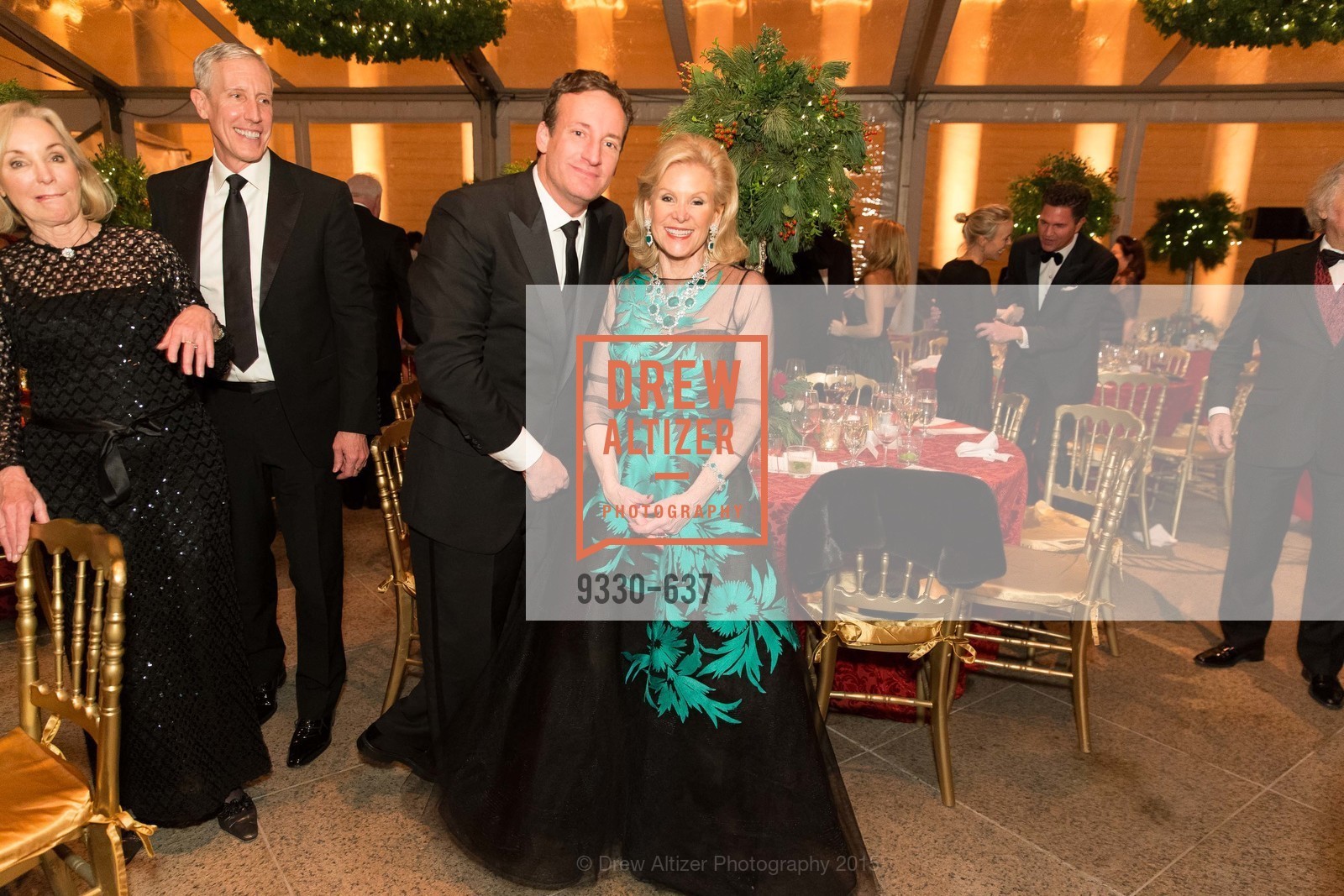 Todd Traina, Dede Wilsey, AN ELEGANT EVENING Presented by the Fine Arts Museums of San Francisco, Legion of Honor, Court of Honor. 100 34th Ave, December 8th, 2015,Drew Altizer, Drew Altizer Photography, full-service agency, private events, San Francisco photographer, photographer california