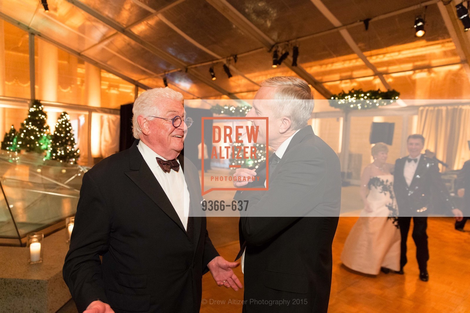 Bob Hill, Tim Whalen, AN ELEGANT EVENING Presented by the Fine Arts Museums of San Francisco, Legion of Honor, Court of Honor. 100 34th Ave, December 8th, 2015,Drew Altizer, Drew Altizer Photography, full-service agency, private events, San Francisco photographer, photographer california