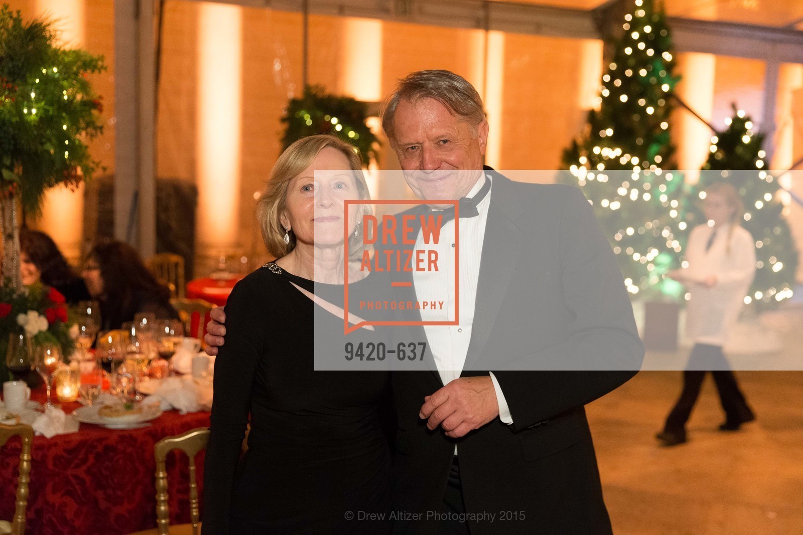 Alice Zedelis, Robert Zedelis, AN ELEGANT EVENING Presented by the Fine Arts Museums of San Francisco, Legion of Honor, Court of Honor. 100 34th Ave, December 8th, 2015,Drew Altizer, Drew Altizer Photography, full-service agency, private events, San Francisco photographer, photographer california