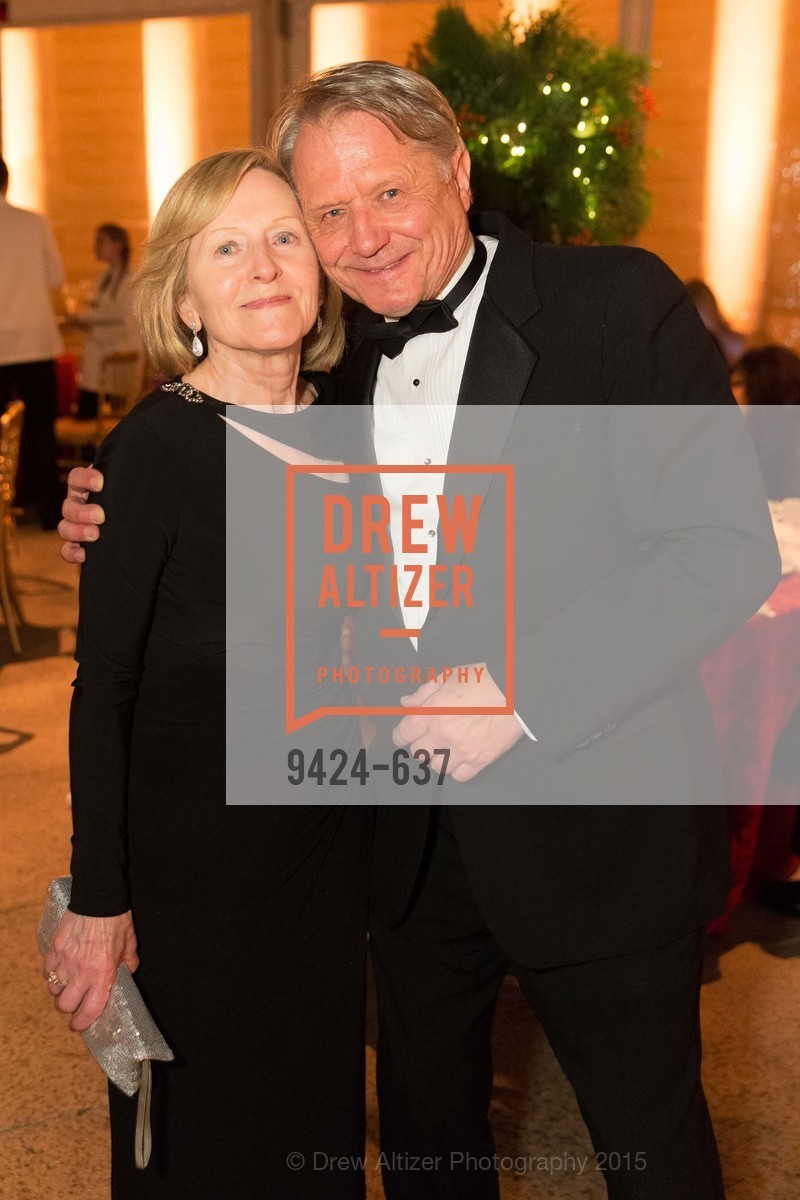 Alice Zedelis, Robert Zedelis, AN ELEGANT EVENING Presented by the Fine Arts Museums of San Francisco, Legion of Honor, Court of Honor. 100 34th Ave, December 8th, 2015,Drew Altizer, Drew Altizer Photography, full-service event agency, private events, San Francisco photographer, photographer California