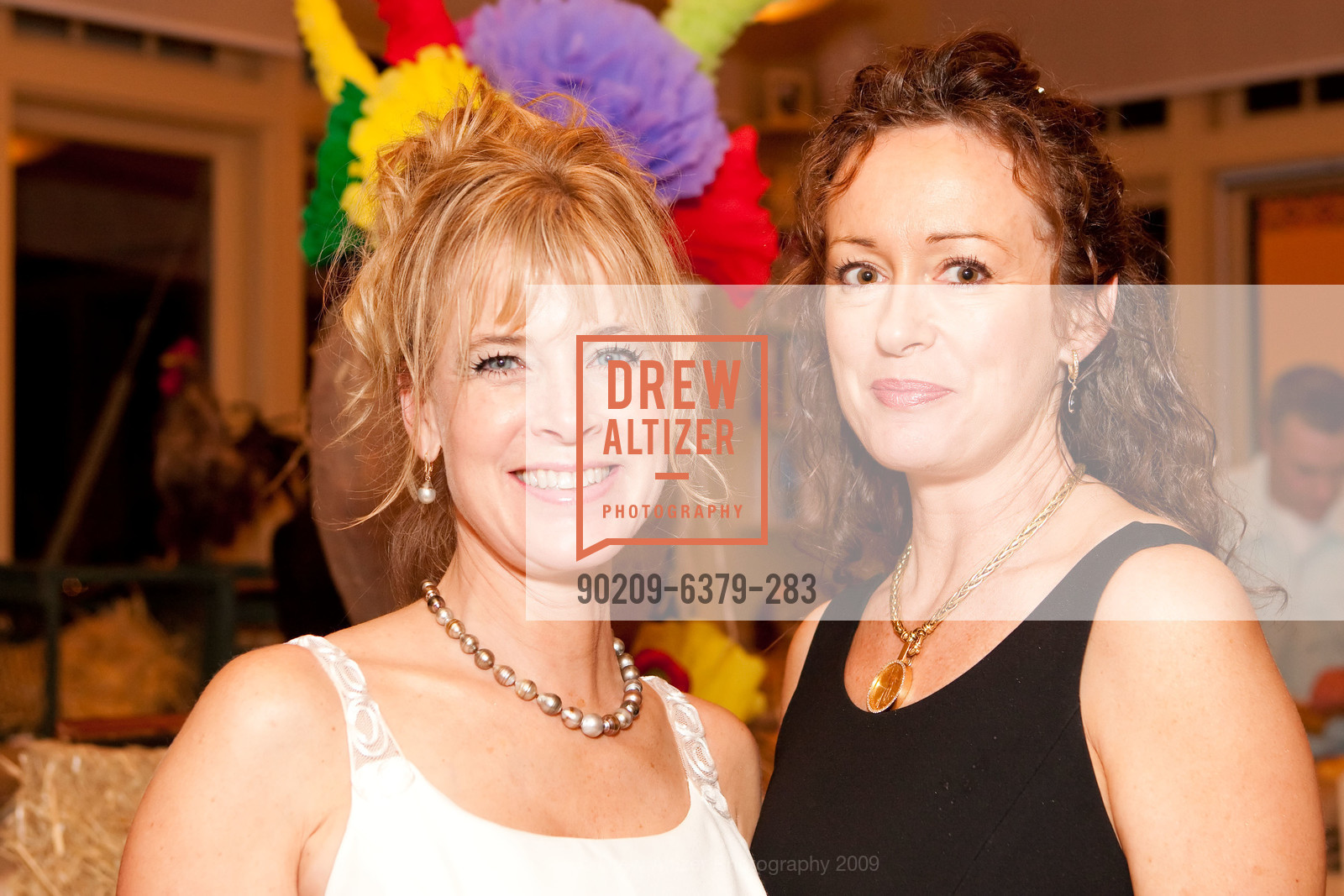 Julie Spillane, Josephine O'Connor, Salzman Manus Valentine Party, Private Home, February 9th, 2009, Photo #90209-6379-283 Julie Spillane, Josephine O'Connor, Photo #90209-6379-283