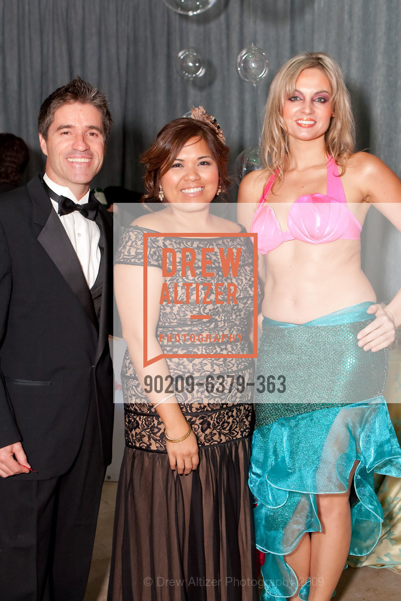 John Foster, Monica Foster, Sunita, Salzman Manus Valentine Party, Private Home, February 9th, 2009, Photo #90209-6379-363 John Foster, Monica Foster, Sunita, Photo #90209-6379-363