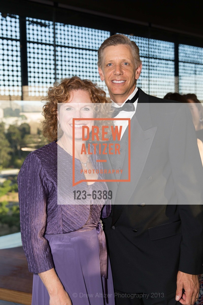 Monique Moyer, Michael Moyer, deYOUNG MUSEUM'S Dinner to Celebrate new Director Colin B. Bailey, US, June 12th, 2013, Photo #123-6389 Monique Moyer, Michael Moyer, Photo #123-6389
