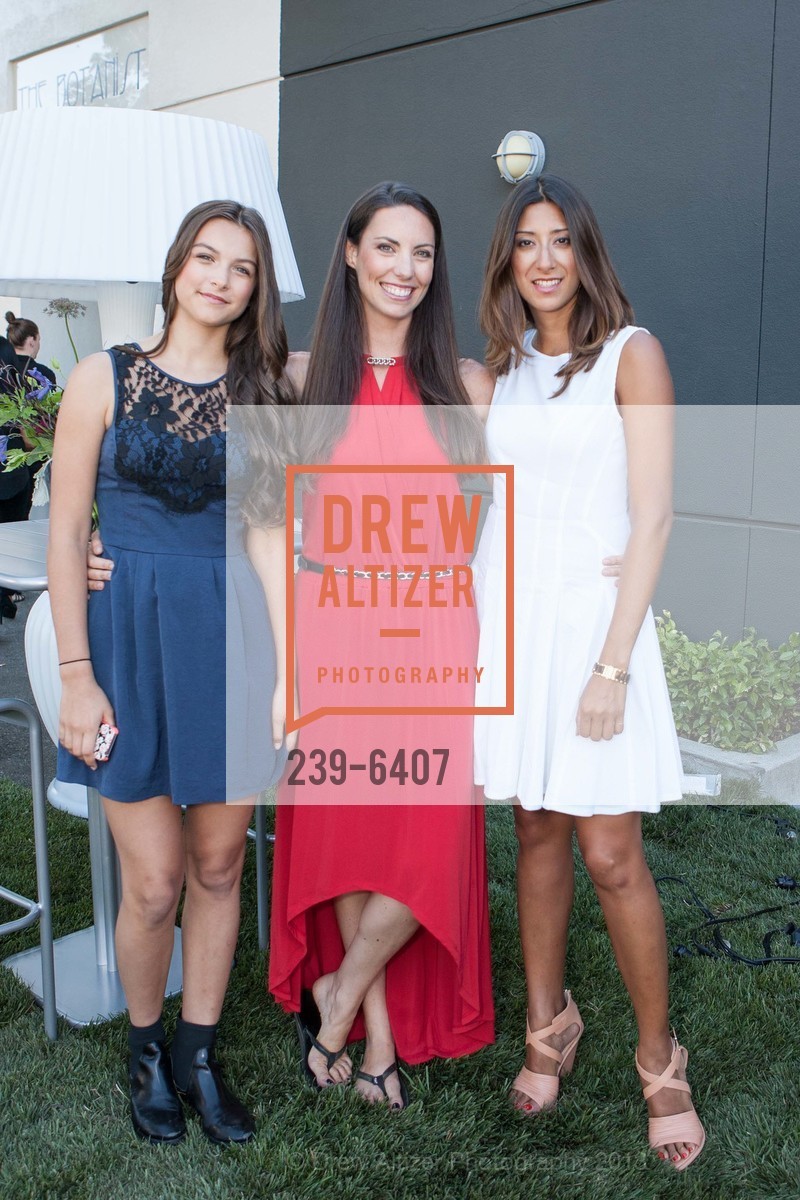Bellamy Novogratz, Mary Heffernan, Anabel Murillo, OUTER SPACE Art Gallery Opening, US, July 13th, 2013, Photo #239-6407 Bellamy Novogratz, Mary Heffernan, Anabel Murillo, Photo #239-6407
