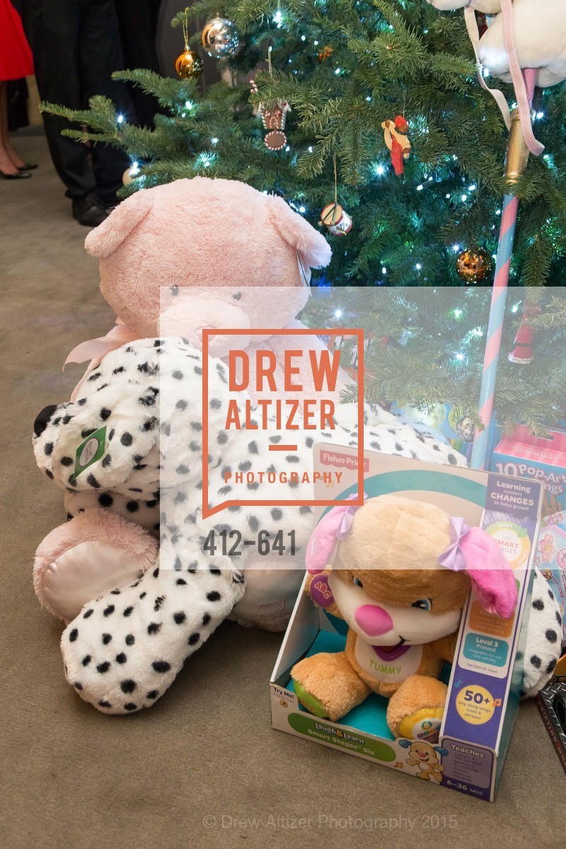 Atmosphere, Savonix Launch Celebration and Toys for Tots Benefit, Savonix. 300 Broadway, Suite 14, December 10th, 2015,Drew Altizer, Drew Altizer Photography, full-service agency, private events, San Francisco photographer, photographer california