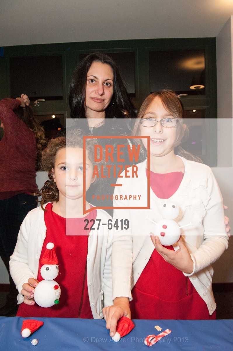 Alexandria Malkassian, Elizabeth Malkassian, Sofia Malkassian, Photo #227-6419