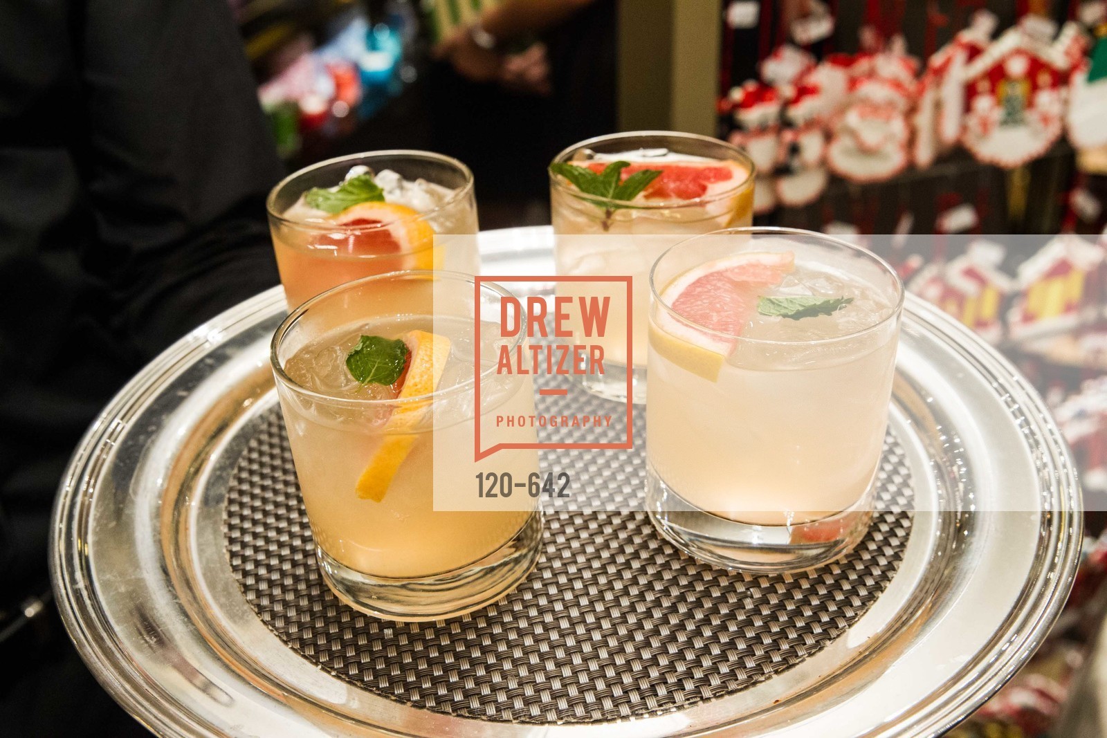Atmosphere, Private Holiday Shopping Night presented by Gump's and Domino magazine, Gump's. 135 Post Street, December 10th, 2015,Drew Altizer, Drew Altizer Photography, full-service agency, private events, San Francisco photographer, photographer california