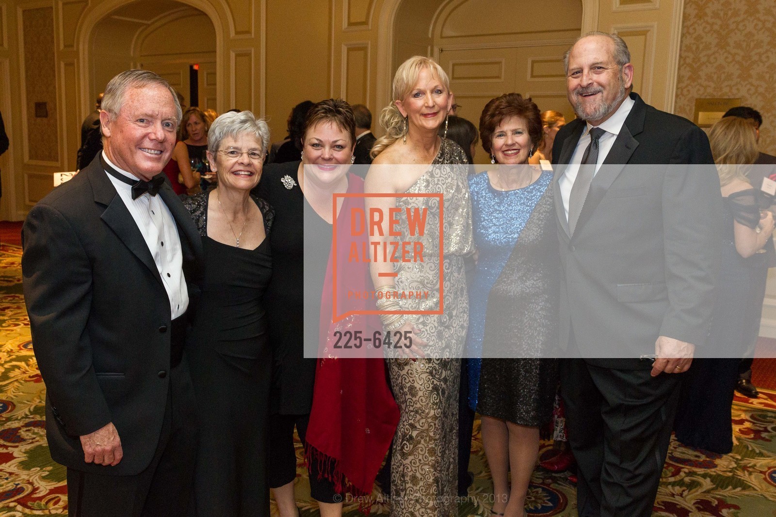 Russell Fuller, Anne Fuller, Cheryl Wraa, Susan Hayes, Amy Laden, Lorry Frankel, Photo #225-6425