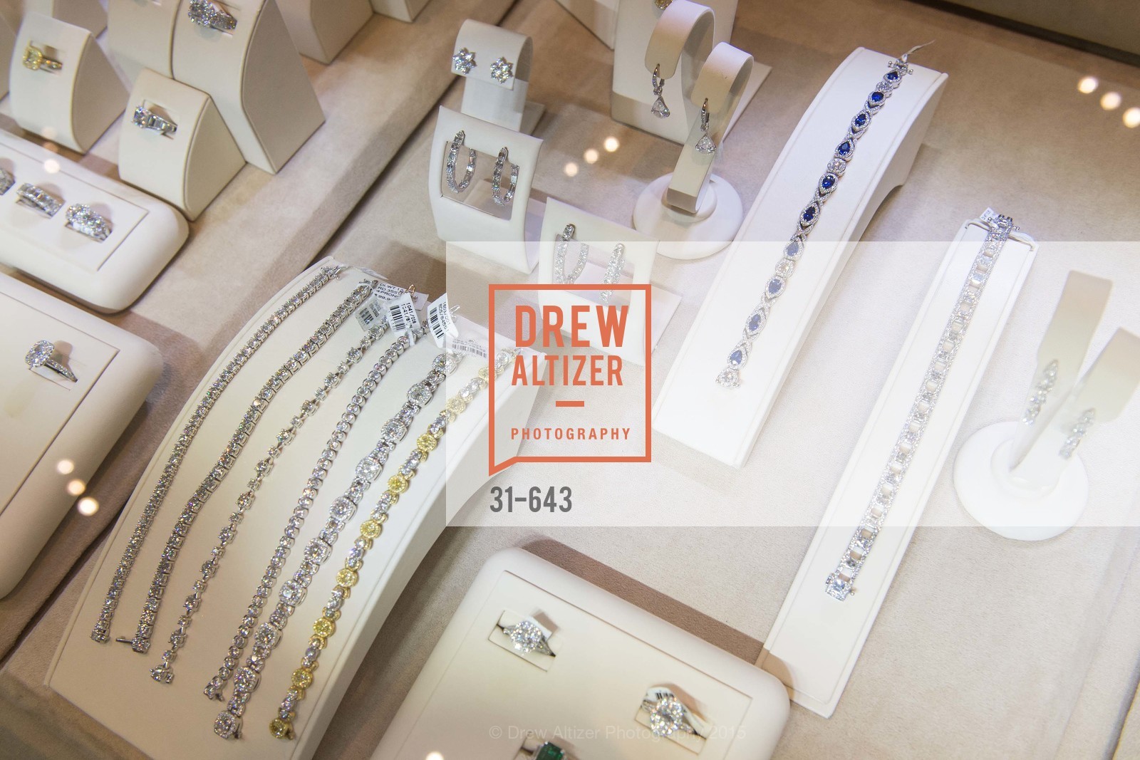 Atmosphere, Shreve & Co & Holiday Event, Shreve & Co. 329 Stanford Shopping Center, December 10th, 2015,Drew Altizer, Drew Altizer Photography, full-service agency, private events, San Francisco photographer, photographer california