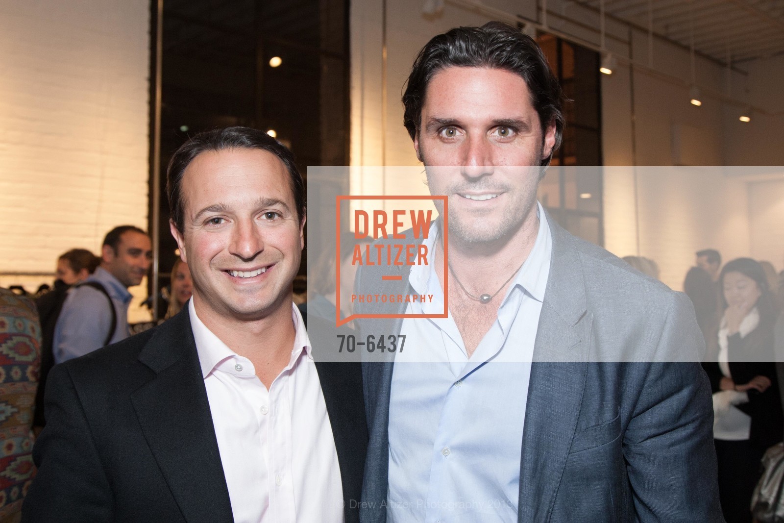 John Bickford, Will Wick, Cocktails at LA BOUTIQUE I'ART ET LA MODE, US, September 25th, 2013, Photo #70-6437 John Bickford, Will Wick, Photo #70-6437