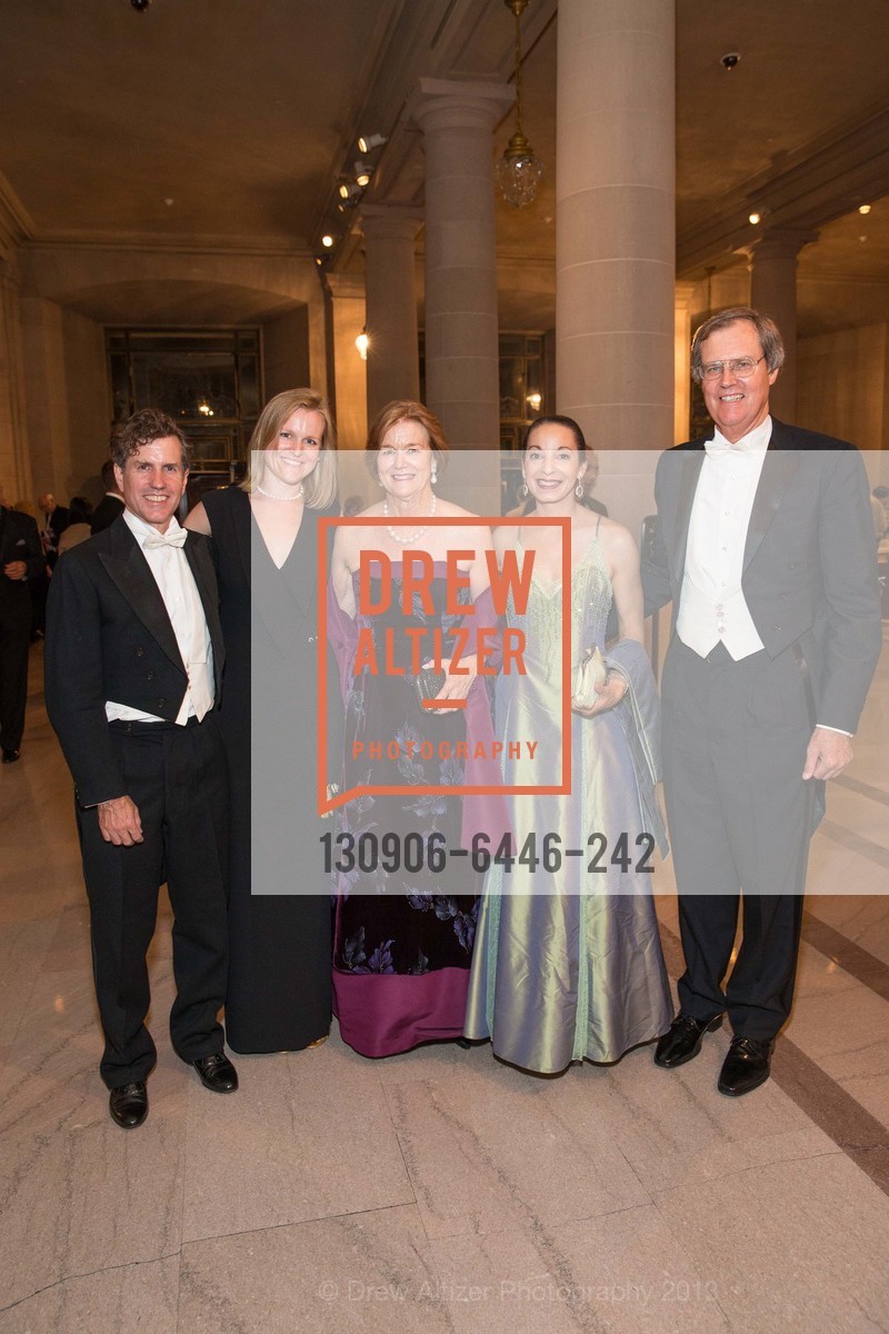 Blair Hoxby, Layla Hume, Leslie Hume, Caroline Hoxby, George Hume, SF OPERA 2013 Gala: The Garden of Good & Evil - After Party, US, September 6th, 2013, Photo #130906-6446-242 Blair Hoxby, Layla Hume, Leslie Hume, Caroline Hoxby, George Hume, Photo #130906-6446-242