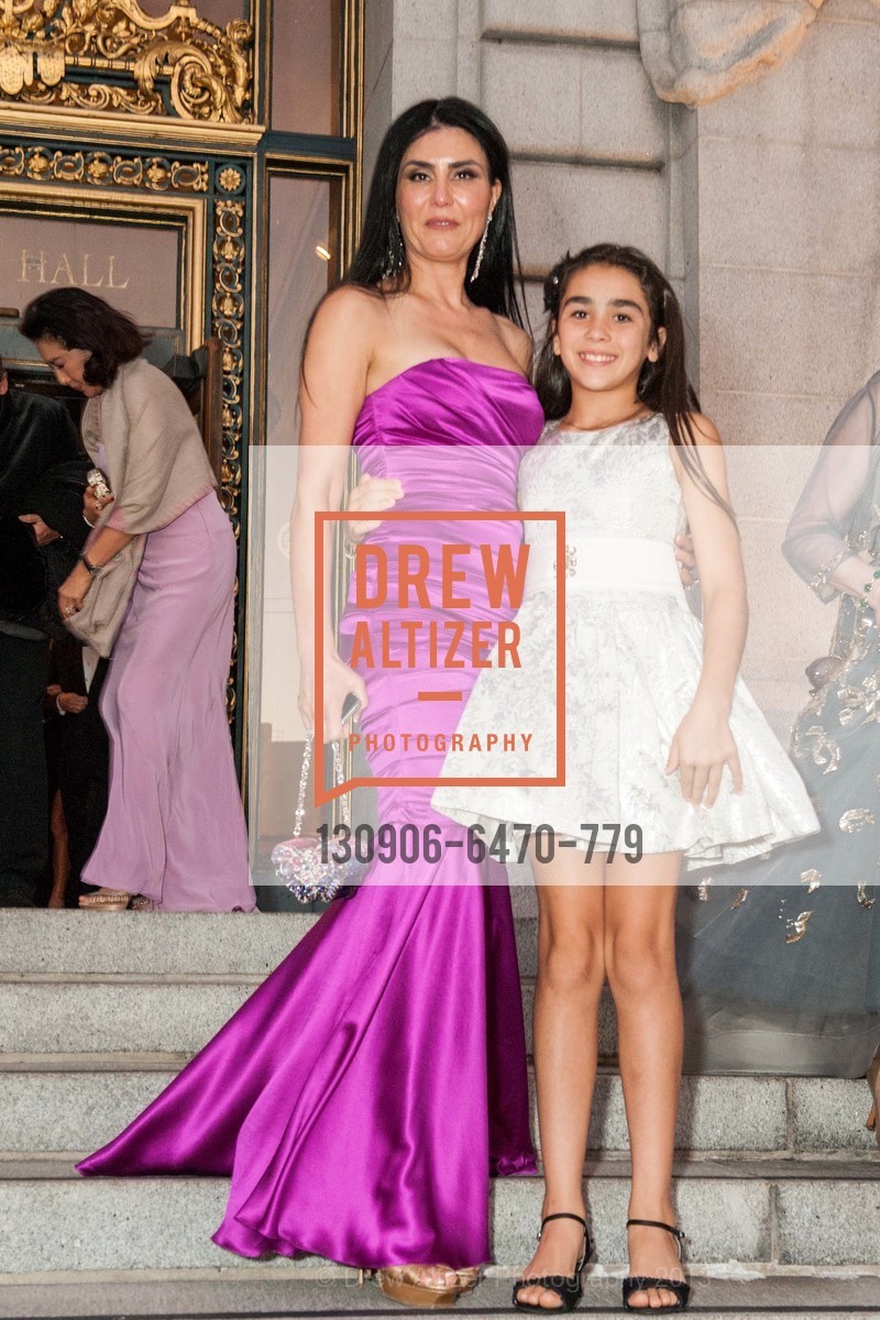 Afsaneh Akhtari, Jazmin Roper, Photo #130906-6470-779