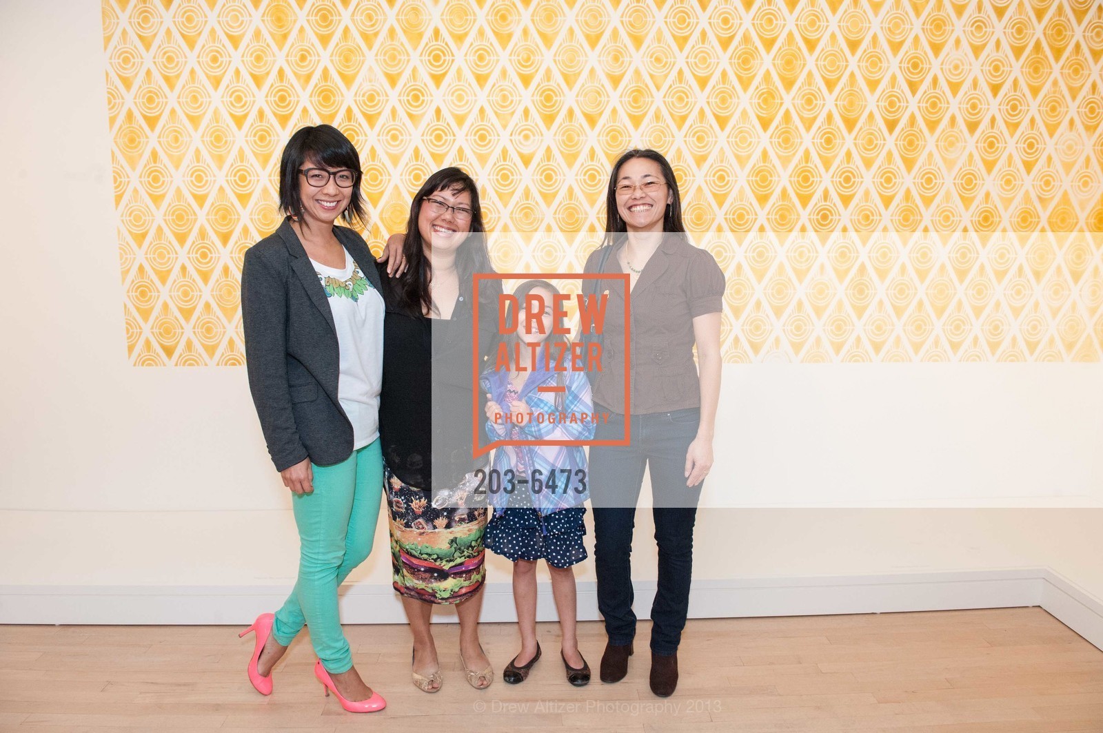 May-Li Khoe, Sita Kuratomi Bhaumik, Michelle Teicher, Monica Teicher, Photo #203-6473