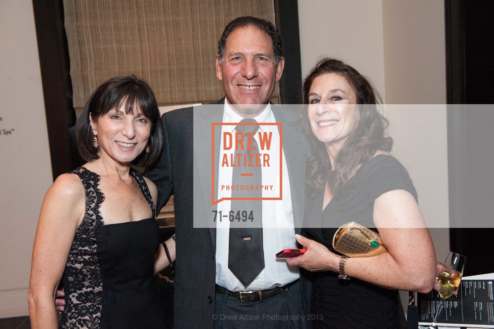 Lori Benson, Roger Kahn, Vicky Kahn, Toque of the Town Benefitting the CROHN'S & COLITIS FOUNDATION, US, November 9th, 2013, Photo #71-6494 Lori Benson, Roger Kahn, Vicky Kahn, Photo #71-6494