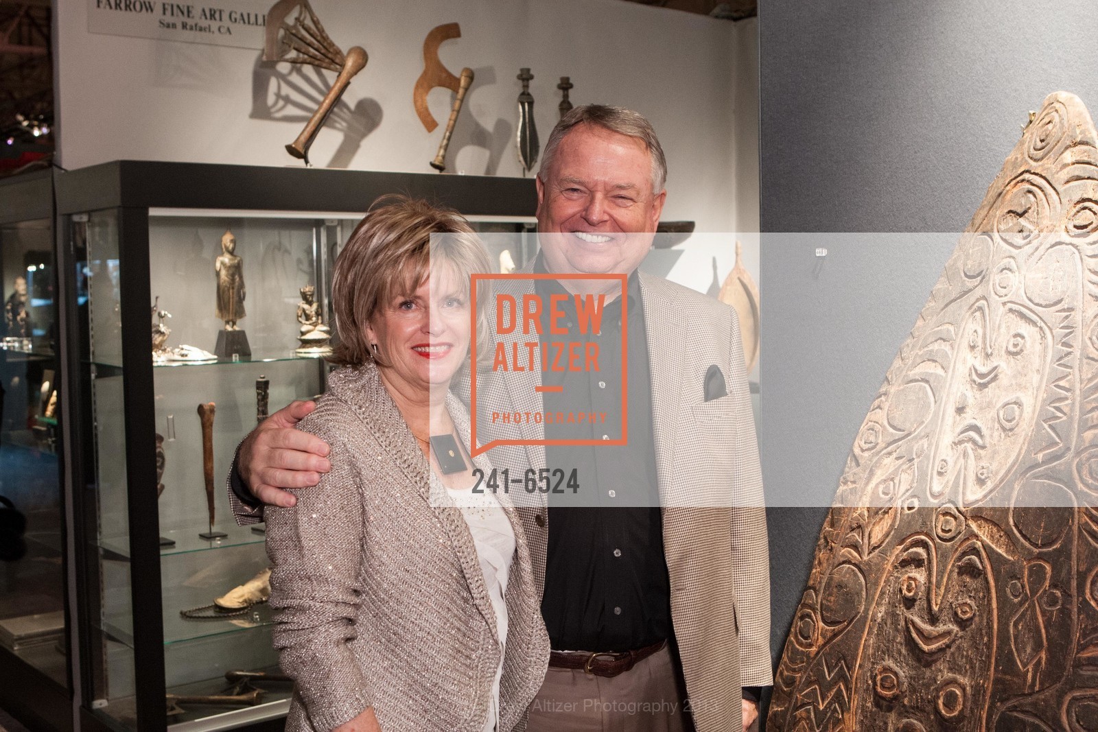 Lucia Renshaw, Bruce Covill, FINE ARTS MUSEUM OF SAN FRANCISCO'S 2013 Tribal & Textile Arts Show Opening Gala, US, February 7th, 2013, Photo #241-6524 Lucia Renshaw, Bruce Covill, Photo #241-6524