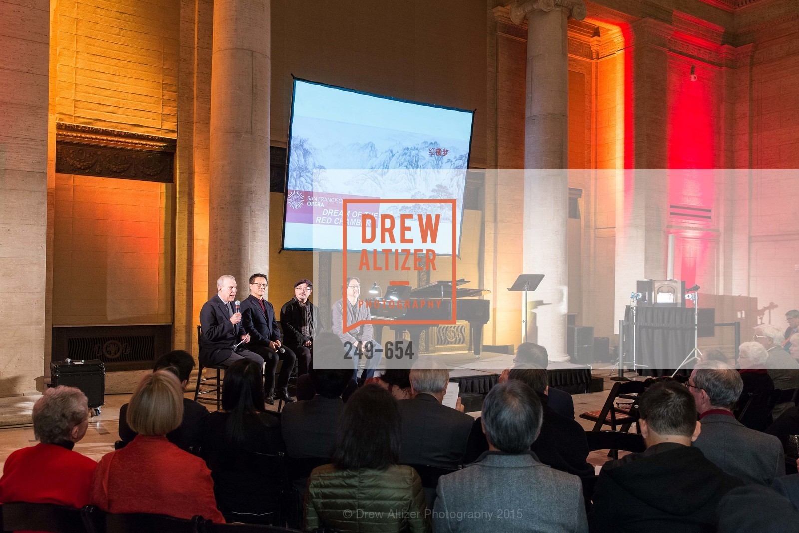 Atmosphere, San Francisco Opera Celebrates