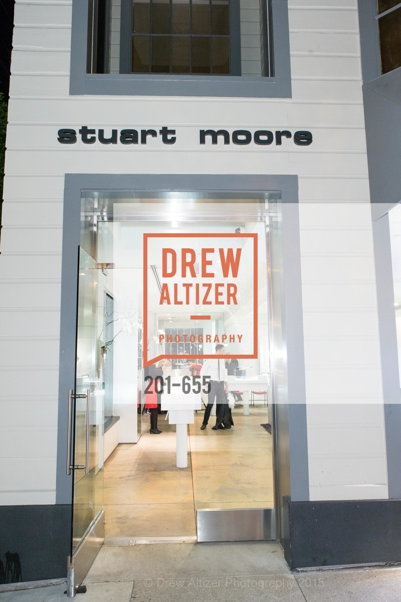 Atmosphere, Silver Belles Soirée at Stuart Moore, Stuart Moore Gallery of Designer Jewelry. 1898 Union Street, December 17th, 2015,Drew Altizer, Drew Altizer Photography, full-service agency, private events, San Francisco photographer, photographer california