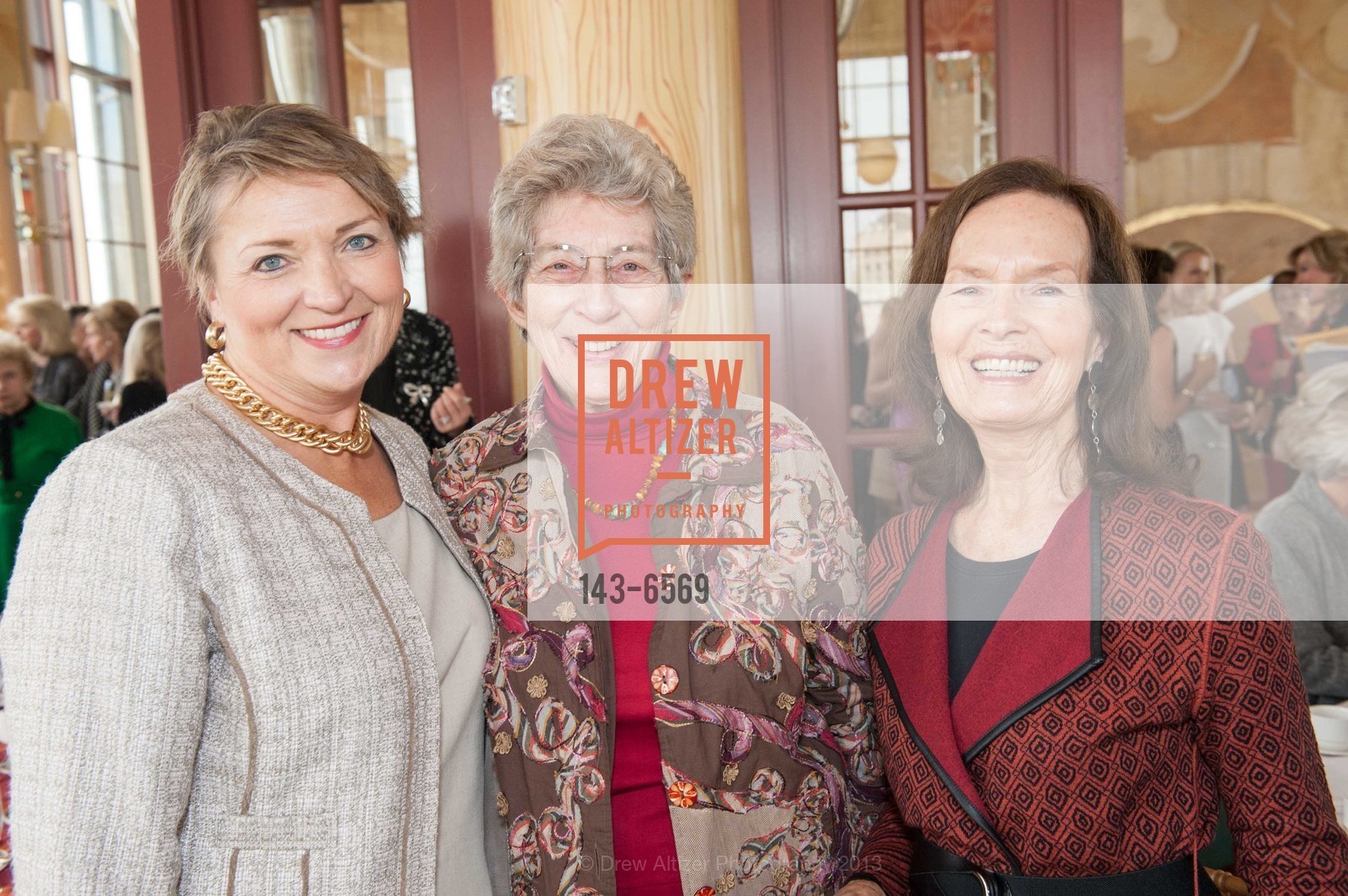 Susie Hanson, Ann Williamson, Neva Turer, San Francisco Opera Guild Annual Meeting & Luncheon, US, November 12th, 2013, Photo #143-6569 Susie Hanson, Ann Williamson, Neva Turer, Photo #143-6569