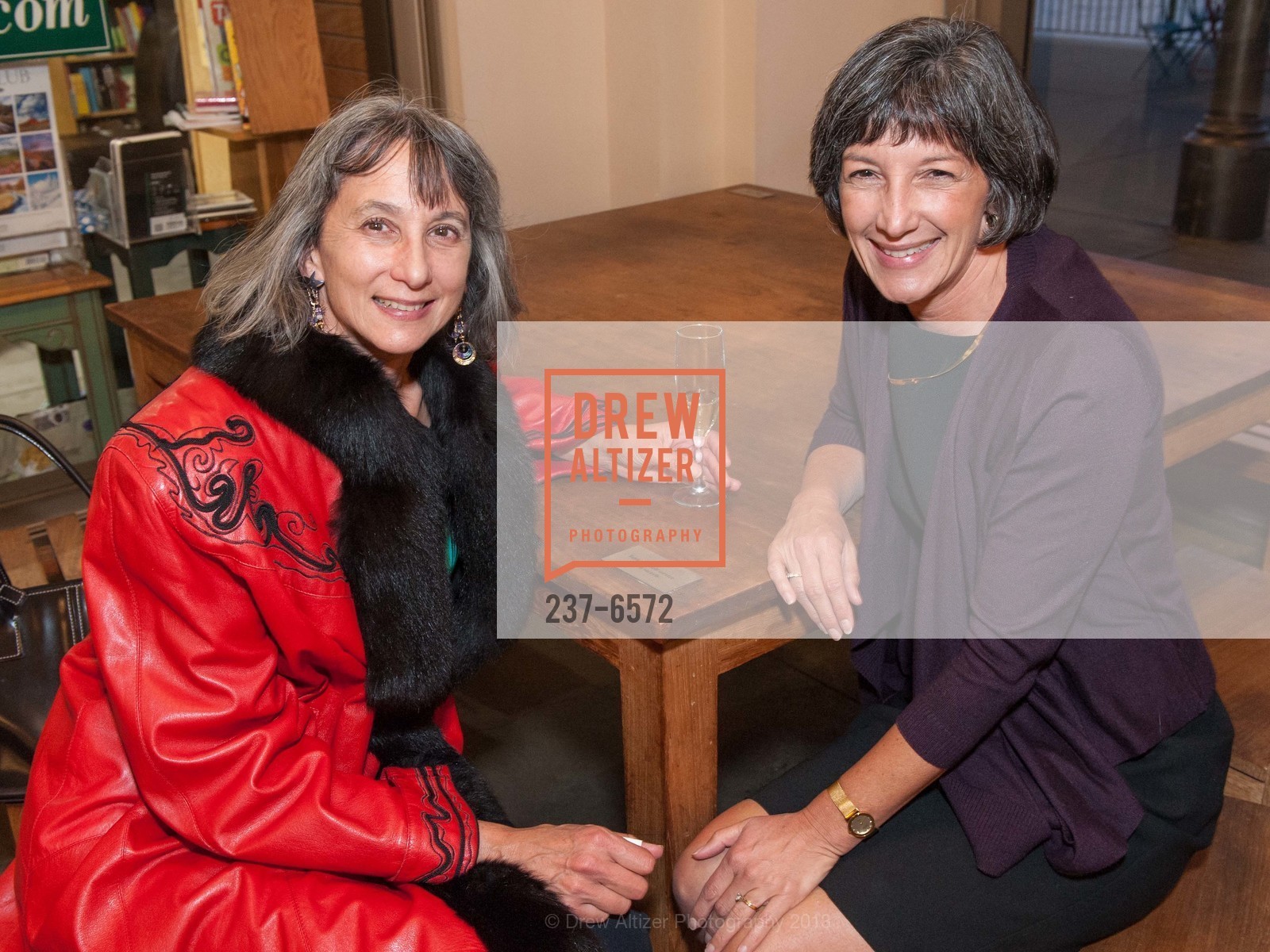 Peggy Da Silva, Kathleen Da Silva, CUESA's 11th Annual Sunday Supper, US, October 20th, 2013, Photo #237-6572 Peggy Da Silva, Kathleen Da Silva, Photo #237-6572