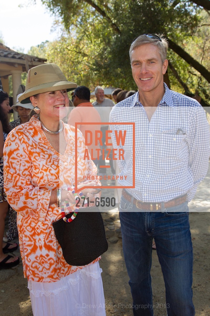Jane Evans, Donald Van De Mark, THE JOSEPHINE FOGG SCHOOL OF ZAMBIA Family Picnic, US, September 28th, 2013, Photo #271-6590 Jane Evans, Donald Van De Mark, Photo #271-6590