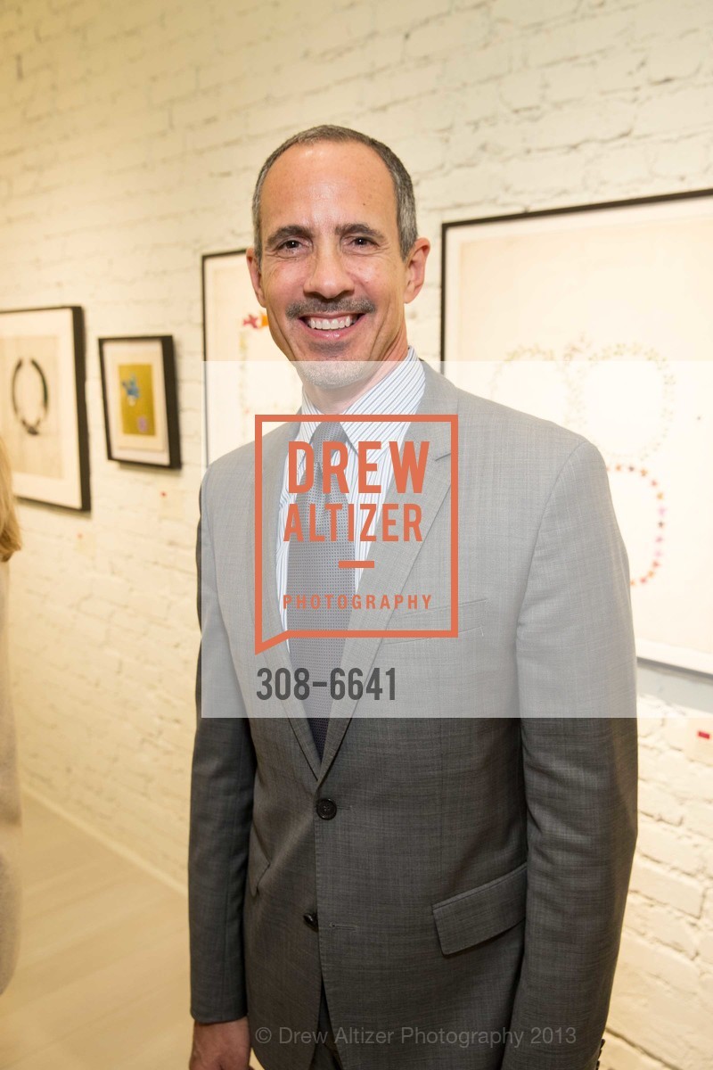Carl Barbato, MULBERRY, TOWN & COUNTRY and CHRISTIE'S Host Andy Warhol's at Christie's, US, December 12th, 2013, Photo #308-6641 Carl Barbato, Photo #308-6641