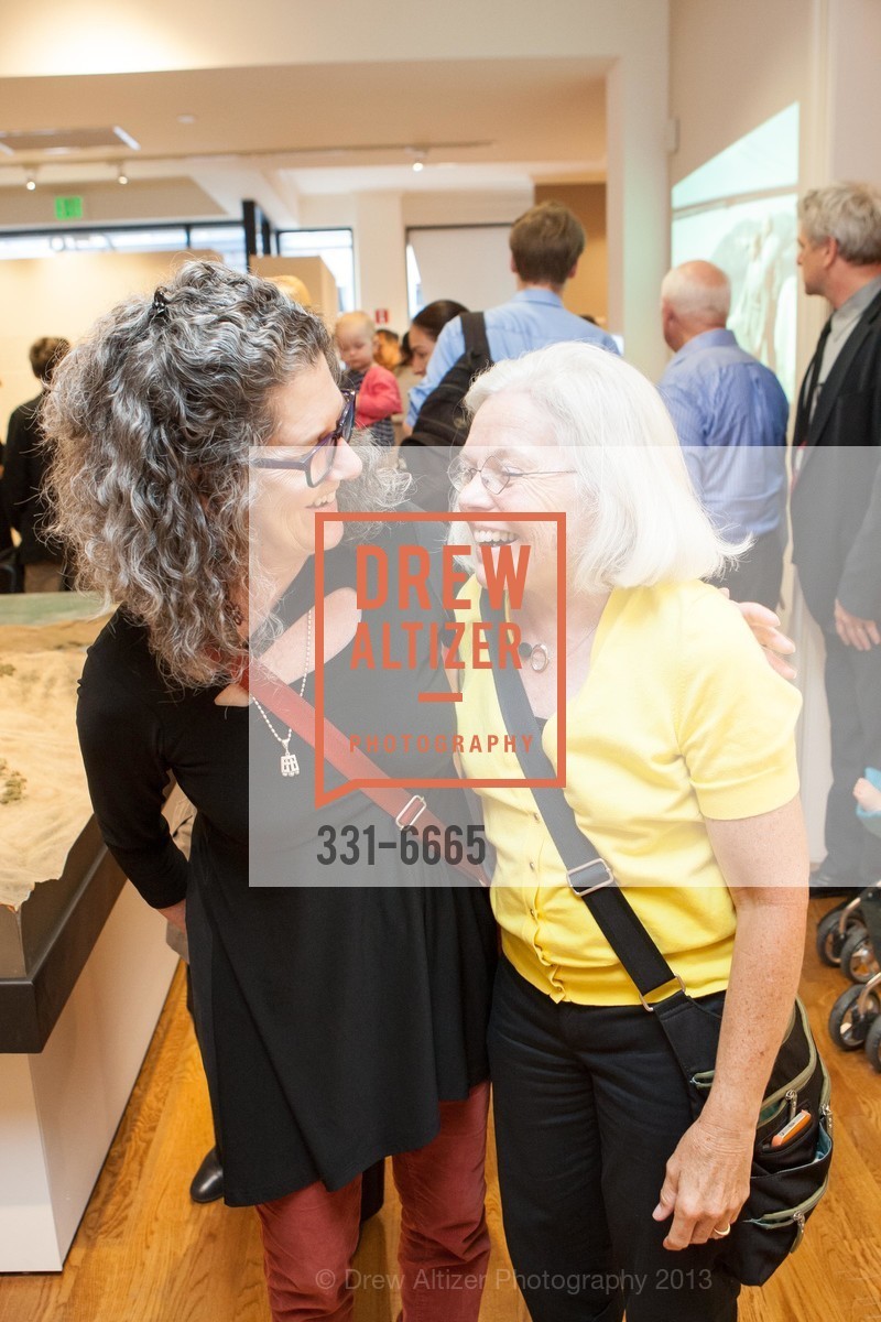 Abby Sue Fisher, Nancy Kelly, CA HISTORICAL SOCIETY Unbuilt San Francisco: The View from Futures Past, Opening Celebration, US, September 6th, 2013, Photo #331-6665 Abby Sue Fisher, Nancy Kelly, Photo #331-6665