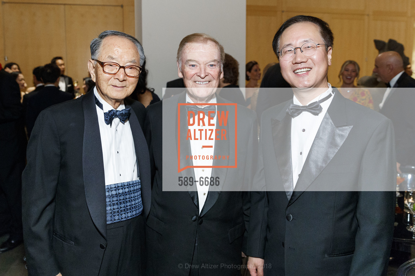 Chong-Moon Lee, Frank Jordan, Joon Yung Ping, Asian Art Museum Gala 2018, Asian Art Museum. 200 Larkin St, March 1st, 2018, Photo #589-6686 Chong-Moon Lee, Frank Jordan, Joon Yung Ping, Photo #589-6686