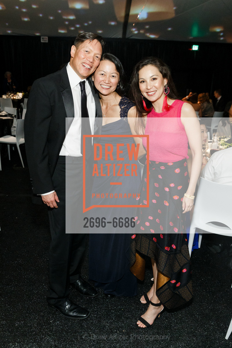 Dave Chan, Annie Chan, Kyra Miller, Asian Art Museum Gala 2018, Asian Art Museum. 200 Larkin St, Photo #2696-6686 Dave Chan, Annie Chan, Kyra Miller, Photo #2696-6686